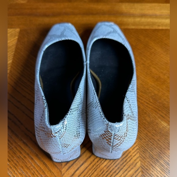 TinaCus Women's Genuine Leather
Handmade Square Toe Low
Block Heels Stylish Loaf - Picture 6 of 7